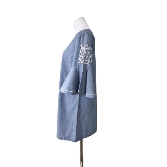 Mud Pie Chambray Blue 3/4 Embroidered Bell Sleeves Shift Dress Sz Small‎ - Picture 3 of 12